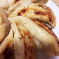 ゆーみーちゃん's cooksnap of when they made 鶏とキャベツの☆焼き餃子.