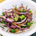 はるちゃを's cooksnap of when they made 【龍愛】オクラと紫玉ねぎのおかか和え.