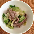 Rina12345's cooksnap of when they made 材料は3つ♪ レタスと豚コマの塩麹炒め.