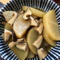 夕飯は６時です's cooksnap of when they made 基本の煮物♪簡単！大根としいたけの含め煮.