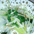 YMT☆'s cooksnap of when they made 簡単時短☆豆苗ともやしとワカメのナムル☆.