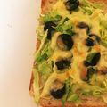 ＊にょにょん＊'s cooksnap of when they made キャベツ×ブラックオリーブのトースト.
