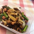 ともみ917's cooksnap of when they made 簡単な椎茸とベーコンのバター醤油炒め.