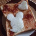ｙｏｕ５'s cooksnap of when they made 【可愛い】チョコシロップトースト.