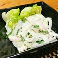 しのくまら's cooksnap of when they made サラダチキンとたっぷりオニスラ♪.