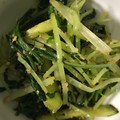 ゆかてぃ〜's cooksnap of when they made 水菜ときゅうりのさっぱりごま和え.