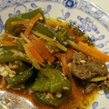 ひとみっくま２３'s cooksnap of when they made 種まで食べるピーマンと牛肉の韓国風煮物.