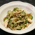 まいちゃん☆★'s cooksnap of when they made きゅうりとささみとみょうがの和え物.