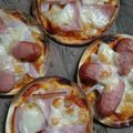 mirakkko's cooksnap of when they made ギョーザの皮ピザ.