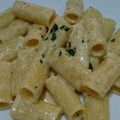 miyuki0703's cooksnap of when they made オニオンクリームソースのショートパスタ.
