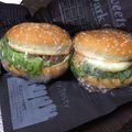 本日のメンタル弁当's cooksnap of when they made 超絶再現！復活の某自販機ハンバーガー.
