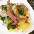 テレタビラーラ's cooksnap of when they made 新じゃがと新玉ねぎとベーコンの炒め物.