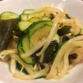ステマム子♡♡'s cooksnap of when they made わかめともやしときゅうりの酢の物.