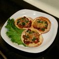 栗丸うさぎ's cooksnap of when they made 餃子の皮でミートソースピザ☆.