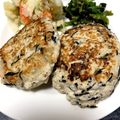 ♡khiro♡'s cooksnap of when they made 鶏挽肉でひじきの豆腐ハンバーグ.