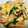 くぅぽん☆'s cooksnap of when they made 鶏ニラもやしのとろーり中華卵とじ♪.