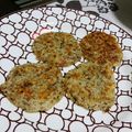 ＊兎美＊'s cooksnap of when they made 離乳食☆食べ残しカレーのリメイクおやき.
