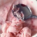 ともこ先生's cooksnap of when they made 苺たっぷり自家製アイス.