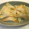 りえぴぃ～'s cooksnap of when they made かまぼことチーズと玉ねぎの揚げワンタン.