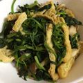 haru♩'s cooksnap of when they made ホウレン草と油揚げのバター炒め.