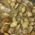 ✿ささ's cooksnap of when they made 北海道婆ば秘伝！簡単！あさりの酒蒸し！.