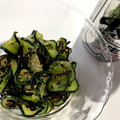 yuri_f127's cooksnap of when they made 胡瓜と塩昆布の♡簡単和え物.