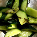 Happiyo's cooksnap of when they made さっぱり♪きゅうりとみょうがの塩昆布和え.