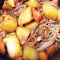 tomitomico's cooksnap of when they made 豚の角煮を肉じゃがに入れよう！.