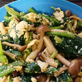 とろーるる's cooksnap of when they made 簡単☆ほうれん草としめじの玉子炒め.