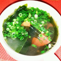 U・R・D's cooksnap of when they made トマトとワカメのスープ.