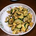 zhouyu83's cooksnap of when they made 簡単!絶品!ズッキーニのニンニク醤油炒め.