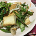 くいしんぼう☆ふきこ's cooksnap of when they made オクラと厚揚げとしめじの炒めもの.