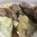 ｙａ－ｙａ－'s cooksnap of when they made またまた！砂ずりと春キャベツの塩麹炒め.