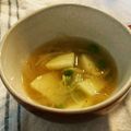 パパチとママチ's cooksnap of when they made 春！絹さやとじゃが玉(ねぎ)のお味噌汁.