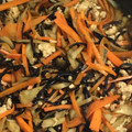 お料理苦手頑張れ自分's cooksnap of when they made ♡鶏ごぼうとひじきのまぜごはん♡.