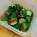 とももbear♡'s cooksnap of when they made 簡単 きゅうりのピリ辛漬け.