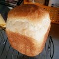 あおいらぶらぶ's cooksnap of when they made 捨てないで！HBでホエーのふわふわ食パン.
