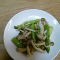 クックXZNKKF☆'s cooksnap of when they made アスパラのマヨ炒め.