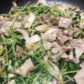 のん＊＊'s cooksnap of when they made 豆苗豚バラエリンギのガーリックマヨ.