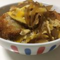 かな１０'s cooksnap of when they made ひとりご飯＊コロッケ丼。.