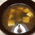 わたさな2016's cooksnap of when they made 絹ごし豆腐と☆とろろめかぶの☆お味噌汁.