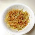 ☆YDK☆'s cooksnap of when they made ●材料３つだけ☆鮭フレークもやし●.