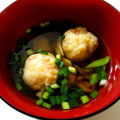たぬぴぃ★'s cooksnap of when they made 白だしで簡単！つみれ　舞茸の　お吸い物！.