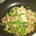 シーちゃんベーちゃん's cooksnap of when they made 鶏皮とピーマンのオイマヨ炒め♡.