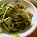 低カロ探検隊's cooksnap of when they made 舞茸とネギのツナ缶炒め.