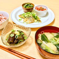 ＊Liyi＊'s cooksnap of when they made 簡単☆小松菜と油揚げのお味噌汁.