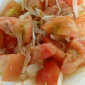 みさリンLOVE's cooksnap of when they made 新玉ねぎとトマトとツナのマリネ。.