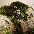wolfee's cooksnap of when they made お夜食に☆あっという間のしらす丼♪.