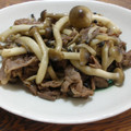 よちりん's cooksnap of when they made 梨が決め手!? 牛肉とキノコたっぷり炒め.