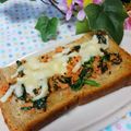 めみたん☆'s cooksnap of when they made ほうれん草と鮭フレのトースト.